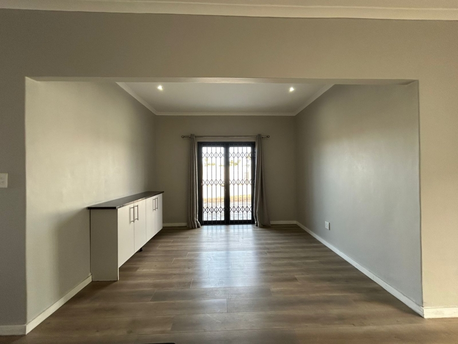 To Let 2 Bedroom Property for Rent in Table View Western Cape